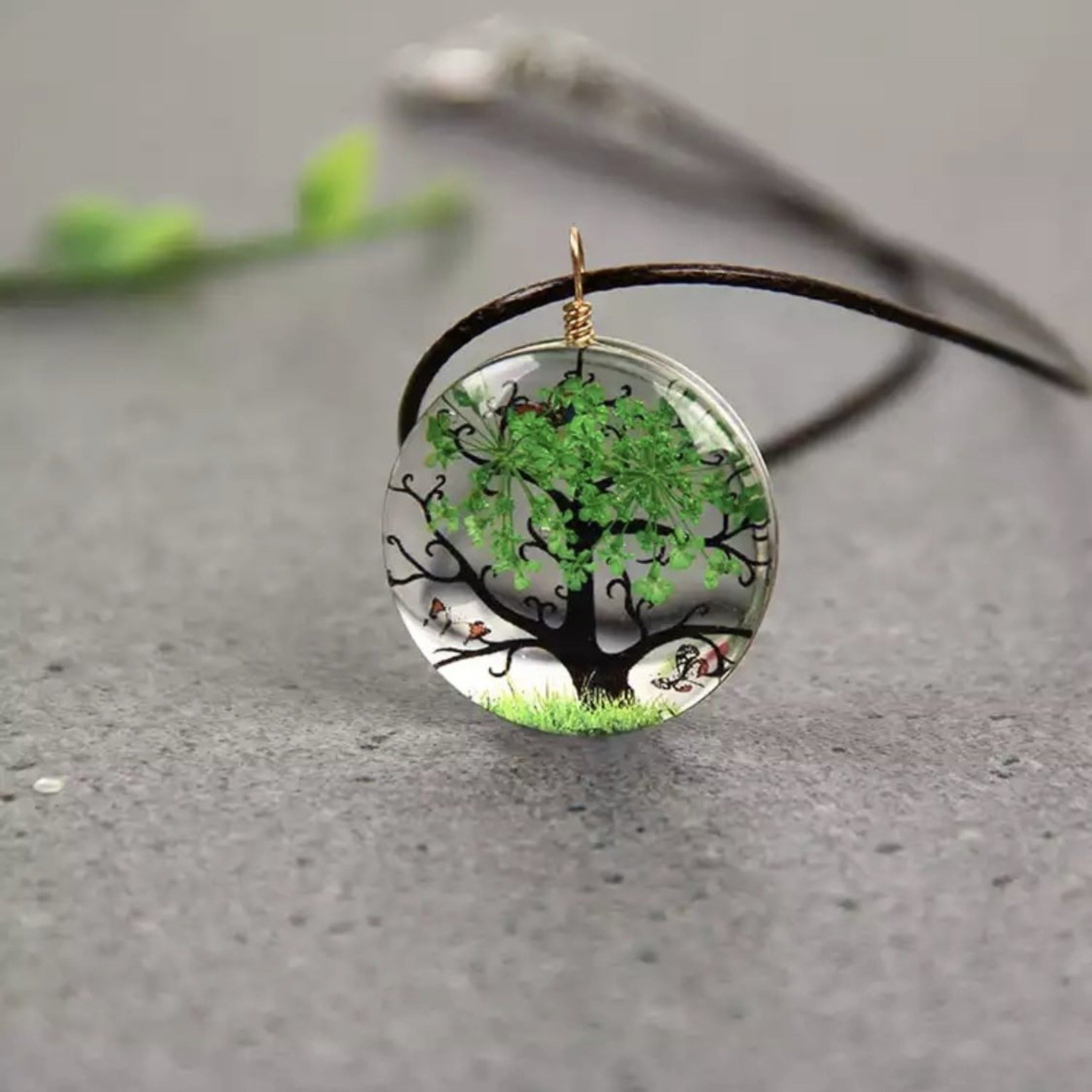 Tree of Life Glass Pendant (Plants 1 Tree) 🌲